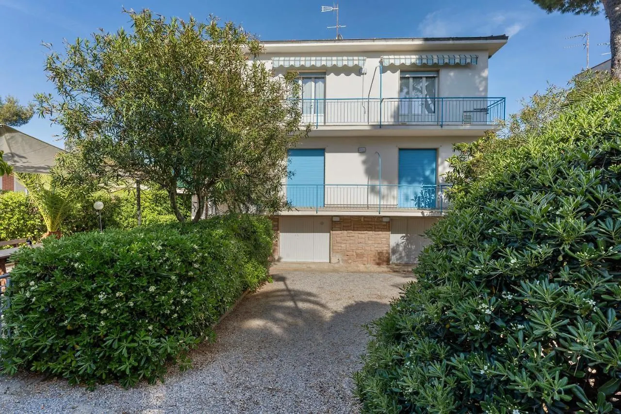 Casa Fiora, A 50 M Dal Mare location